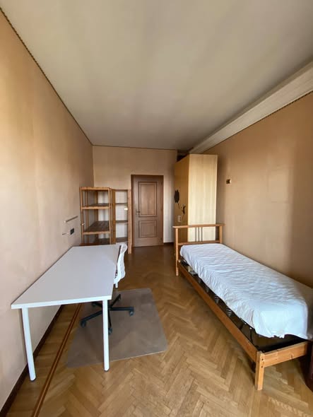 Stanza singola a Torino, foto 2 di 2