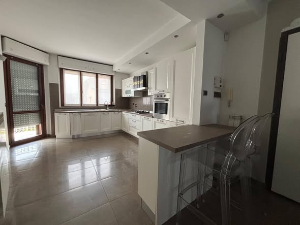 Appartamento in Borgaro Torinese, foto 2 di 2