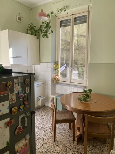 Stanza singola in Borgo Po, foto 2 di 2