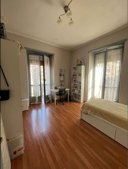 Stanza singola in Crocetta, foto 2 di 2