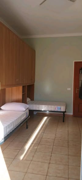 Posto letto in doppia in Pozzo Strada, foto 2 di 2