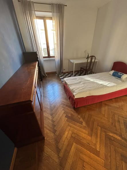 Stanza singola a Torino, foto 2 di 2