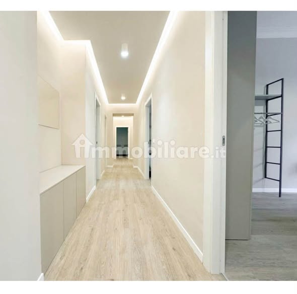 5 stanze singole in Centro