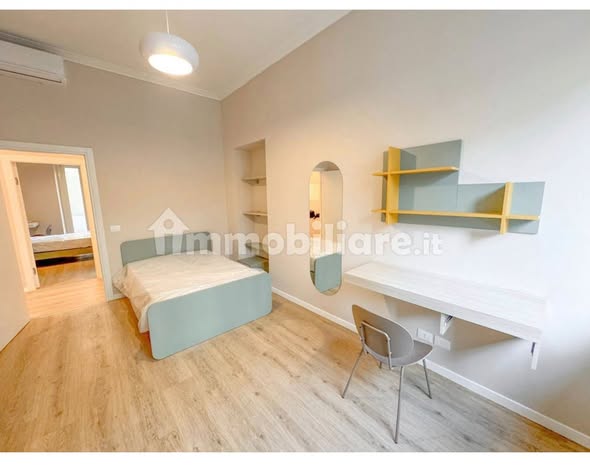 5 stanze singole in Centro, foto 2 di 2